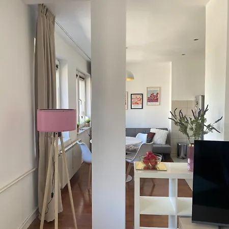 Super Flat In The Very Heart Of The * Скопье